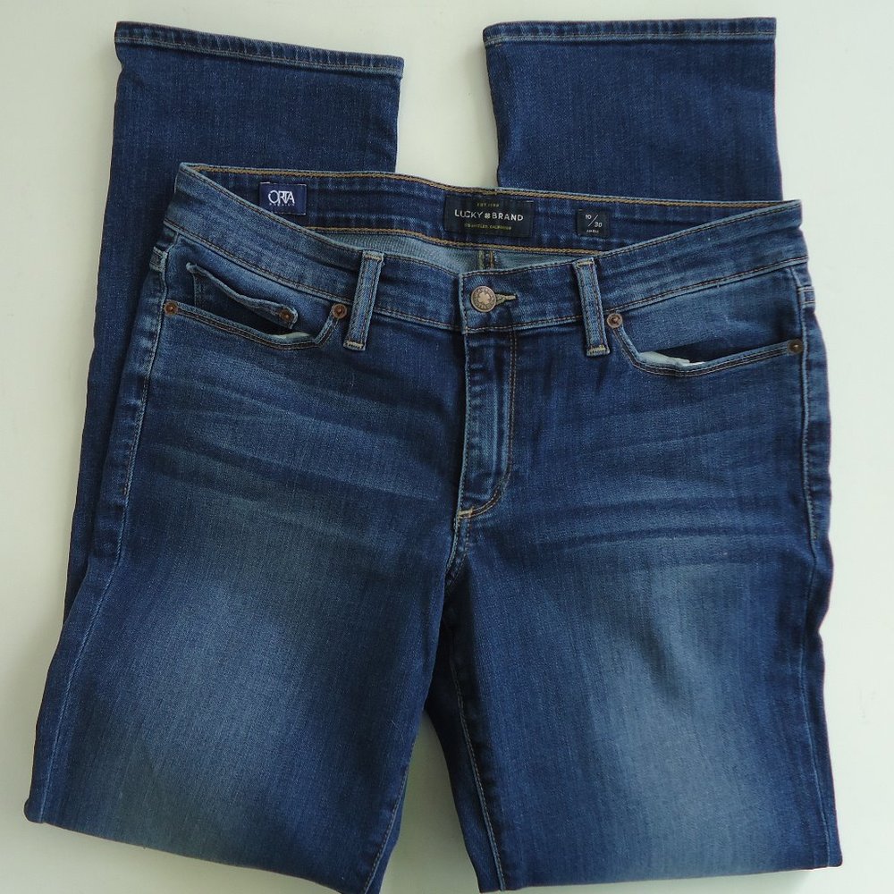 SIZE 10/30. LUCKY BRAND ankle jean's.